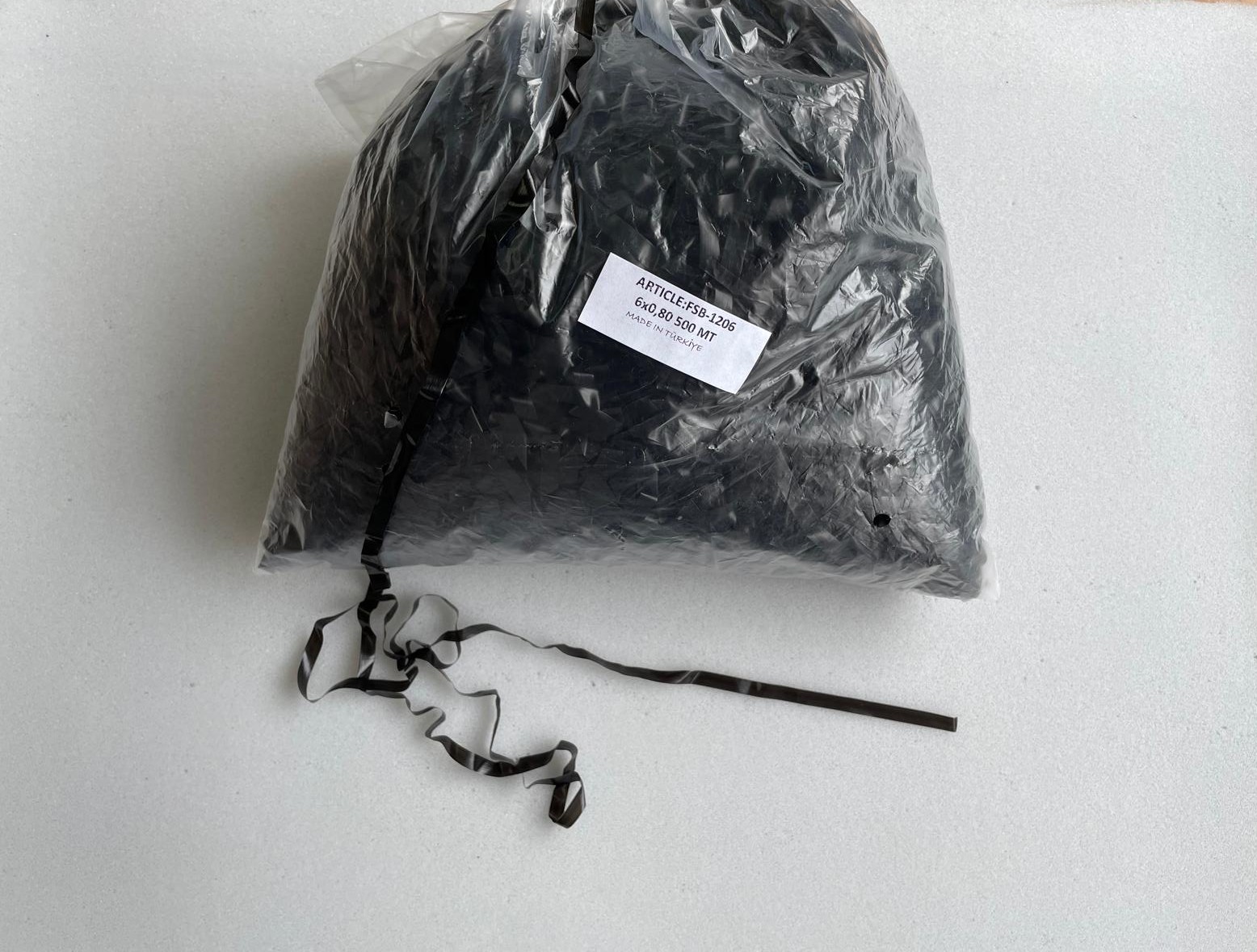 Siyah 6X0.80 mm Lastik
